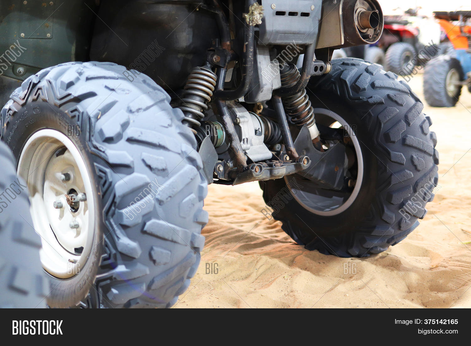 Rear Axle Car Suv Image & Photo (Free Trial) Bigstock