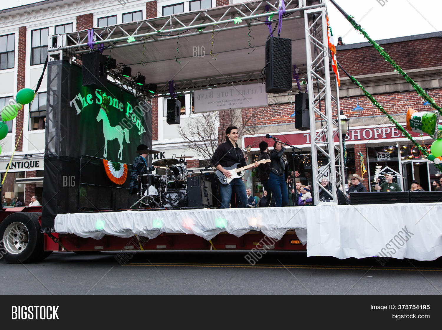 13369 asbury st patricks day parade