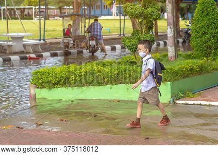 Kanchanaburi,thailand-july 2,2020:thai Students Wear Various Medical Masks To Prevent Themselves Fro