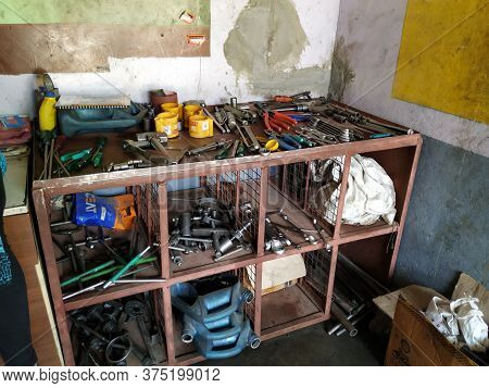Bangalore, Karnataka/india-feb 08 2020: Closeup Of Indian Local Two Wheeler Mechanic Shop With Tools