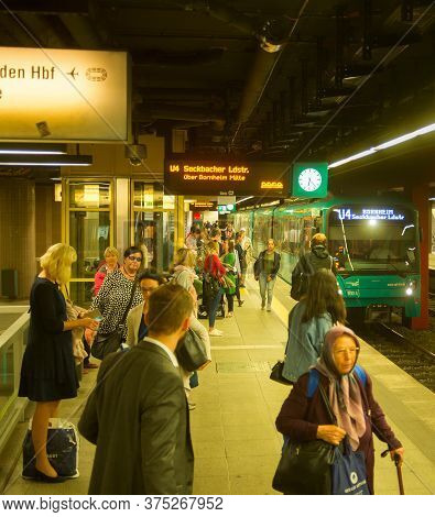 Frankfurt Am Main, Germany - August 31, 2018: Train Arriving To Crowded Subway Platform, Frankfurt, 