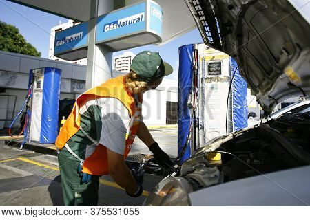 Salvador, Bahia / Brazil - December 6, 2016: Vehicle Is Seen During Filling With Vehicular Natural G