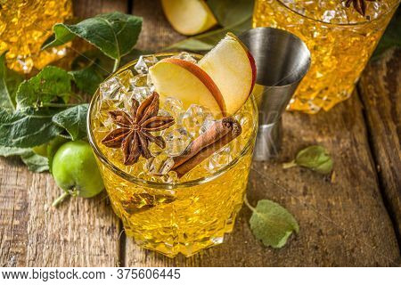 Apple Cider Cocktail With Spices