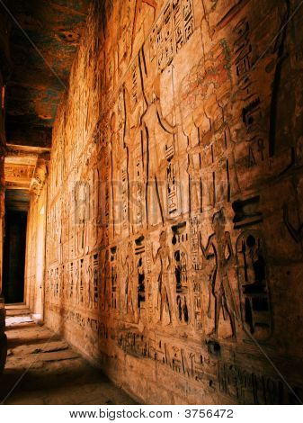 Ramses 2 Tempel Luxor relief