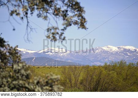 Sierra De Madrid With Snow, In Spain.

Sierra In Winter That Is Always Filled With Snow And Leaves T