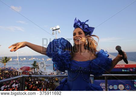 Salvador, Bahia/ Brazil - March 3, 2019: Singer Ivete Sangalo Is Seen During A Carnival Performance 