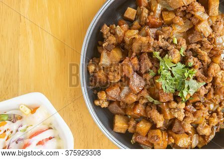 Stir Fried Pork With Onion And Garlic And Black Soy Sauce And Coriander Topping And Tofu And Vegan S