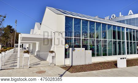 Warsaw, Poland. 21 April 2023. The Building That Houses The Food Hall Ogrody Urlicha. It\'s A Modern