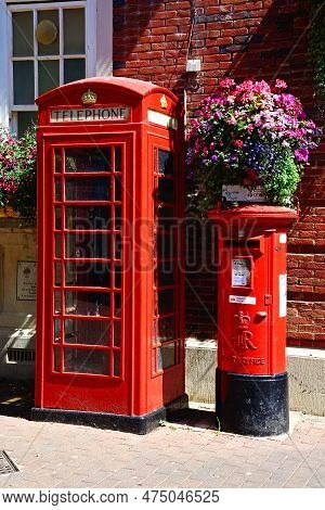 Sidmouth, Uk - August 11, 2022 - Traditional Red Telephone Box And Post Box In The Old Town, Sidmout