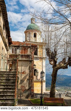 Arcola, La Spezia, Liguria, Italy: Church Of San Nicolo In The Old Town Of Arcola.
