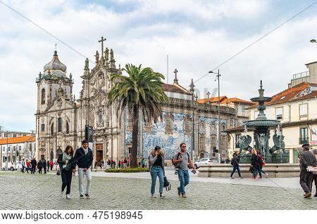 Porto, Portugal, Circa March 2019:  Igreja Do Carmo, A Famous Church In Porto, Portugal Known For It