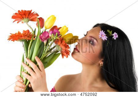 Mujer hermosa primavera
