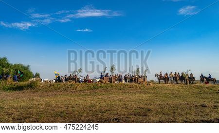 Gniew, Poland, Aug 2020 Polish Hors Cavalry, Hussars, Pikemans And Musketeers Behind Fortifications,