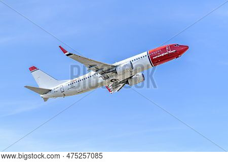 Barcelona, ​​spain; March 12, 2023: Boeing 737-800 Airplane Of The Norwegian Air Suecia Company, Tak
