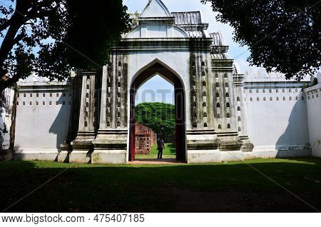 Ancient Ruins Buildings And Antique Architecture Palace Inner Gate Of King Narai Ratchaniwet Palace 