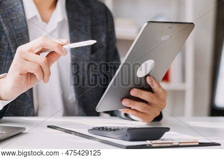Document Businessman Working Modern Computer Document Management System (dms), Virtual Online Docume