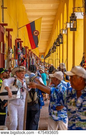 Cartagena, Columbia - March 31, 2023: A Shopping Arcade For Tourists In The Heart Of Old Cartagena, 