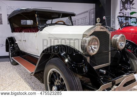 Sparkford.somerset.united Kingdom.march 26th 2023.a Stearns Knight Model S From 1925 Is On Show At T