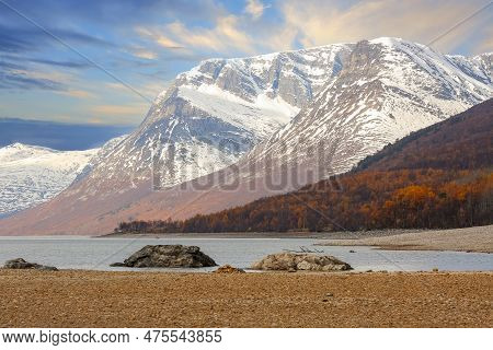 Lake Gjevillvatnet, Norway