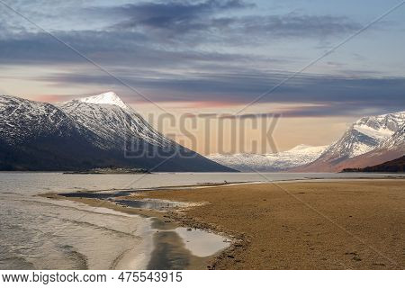 Lake Gjevillvatnet, Norway