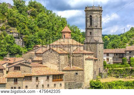 Rupit I Pruit Medieval Catalan Village In The Subregion Of The Collsacabra, Spain