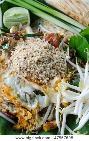 Pad thai
