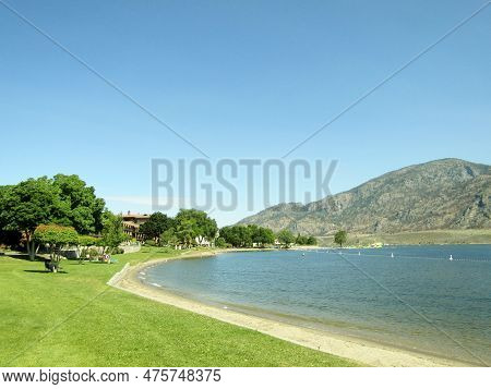 Osoyoos Beach Walk. Osoyoos Lake Overview On Warm Summer Day, Okanagan Valley, Bc, Canada