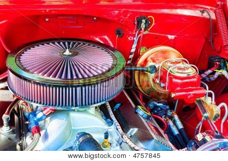 Stor rød motor