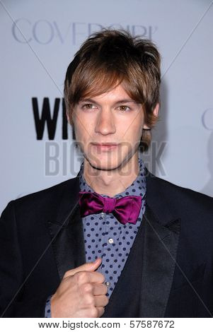 Landon Pigg  at the Los Angeles Premiere of 'Whip It'. Grauman's Chinese Theatre, Hollywood, CA. 09-29-09
