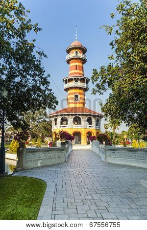 AYUTTHAYA, THAILAND - DEC 23, 2013: The Royal Residence (Phra Thinang) and Sages Lookout Tower (Ho Withun Thasana) of the Thai royal Summer Palace of Bang Pa-in near Ayutthaya and Bangkok