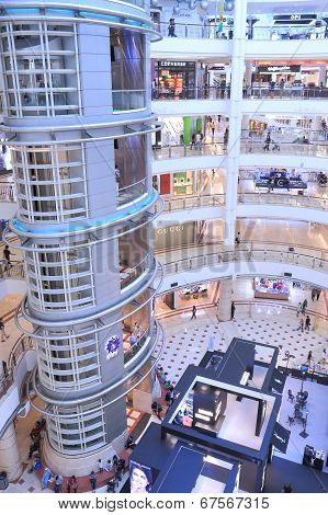 SURIA KLCC Shopping Mall Kuala Lumpur