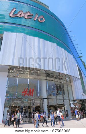 Lot 10 Shopping Mall exterior Kuala Lumpur