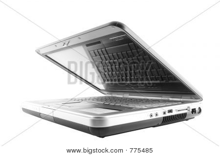 Opengeklapte laptop