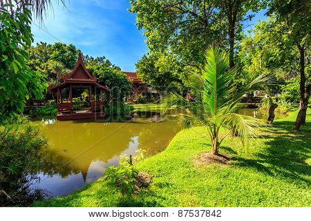 Royal Flora Ratchaphruek - Biggest Park in Chiang Mai