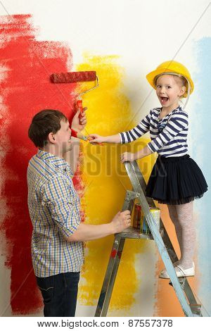 Family fun during wall painting