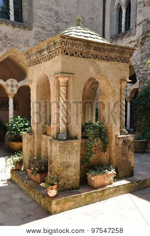 Ancient Well in Courtyard of VIlla Cimbrone