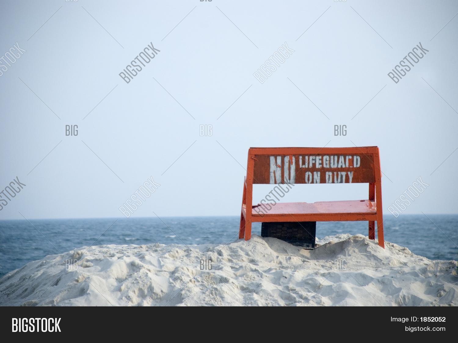 Empty Lifeguard Chair Image & Photo (Free Trial) | Bigstock