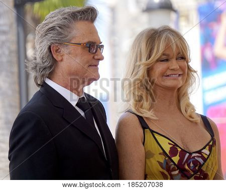 LOS ANGELES - MAY 4:  Kurt Russell, Goldie Hawn at the Kurt Russell and Goldie Hawn Star Ceremony on the Hollywood Walk of Fame on May 4, 2017 in Los Angeles, CA