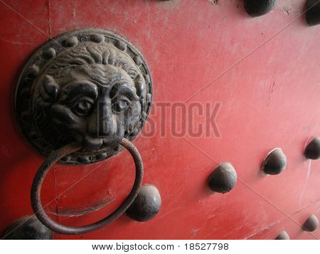 Nodo porta nel tempio cinese