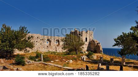 The castle of Lykourgos Logothetis is situated to the southwest of the port of Pithagorio