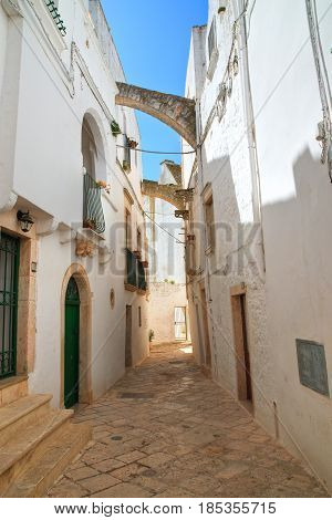 Characteristic alleyway of Locorotondo. Puglia. Southern Italy.