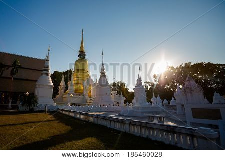 Wat Suandok White Buddhist Temple