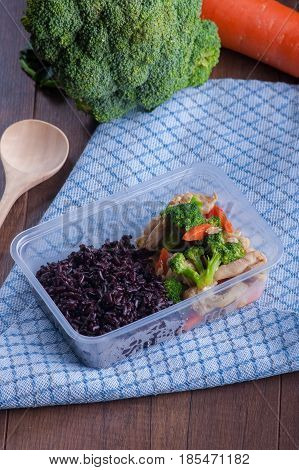 Stir Fried Mixed Vegetables And Rice Berry