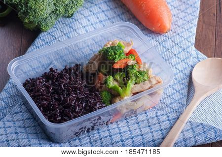 Stir Fried Mixed Vegetables And Rice Berry