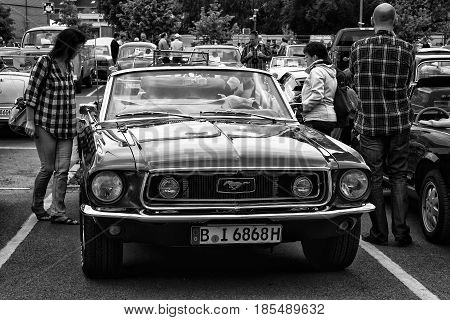 Berlin - May 11: The Sports Car Ford Mustang Gt Convertible (black And White), 26Th Oldtimer-tage Be