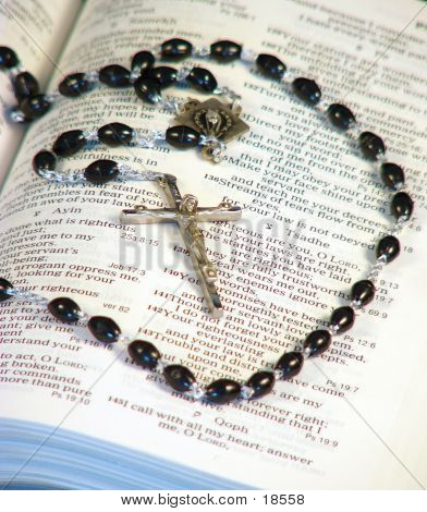 Biblia i różaniec