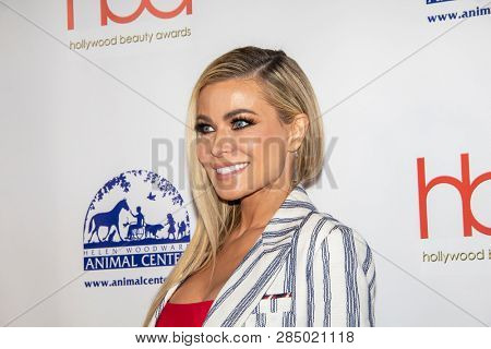 Carmen Electra arrives at the 2019 Hollywood Beauty Awards at Avalon Hollywood in Los Angeles, CA on February 17, 2019.