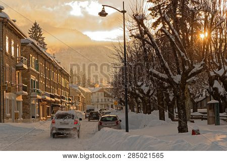 Vercors, France, February 4, 2019 : Streets Of La Chappelle En Vercors, On A Sunny Morning After Hug