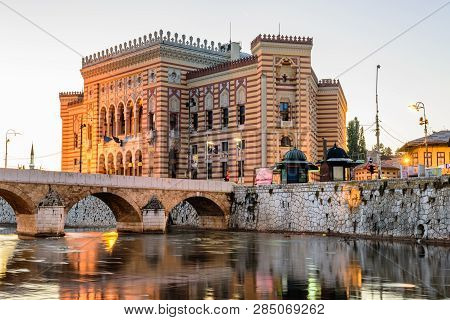 Sarajevo City, Bosnia And Herzegovina - September 10, 2018: Sarajevo City Hall, Beautiful Evening Vi