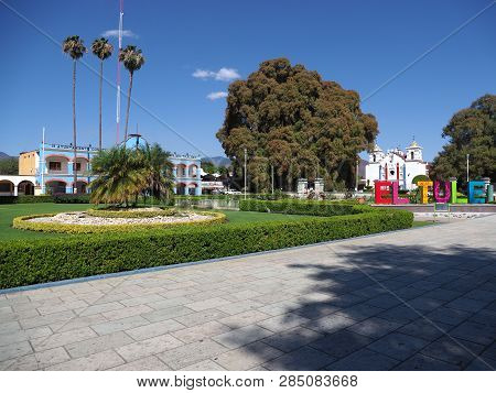 Santa Maria Del Tule, North America Mexico On February 2018: Marvelous Main Square With Town Hall An
